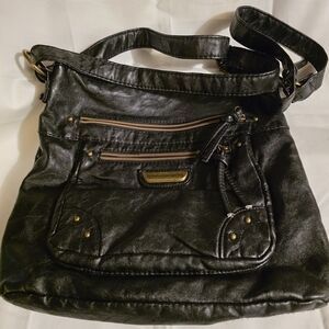 Stone Mountain Accessories Metallic Black Shoulder Bag